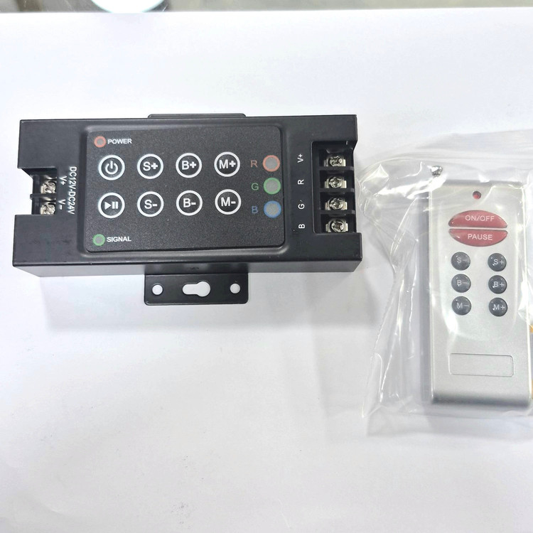 کنترلر RGB ریموت RF صنعتی ۳۰ امپر