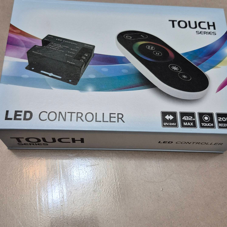 کنترلر RGB ریموت RF تاچ ۱۸ امپر
