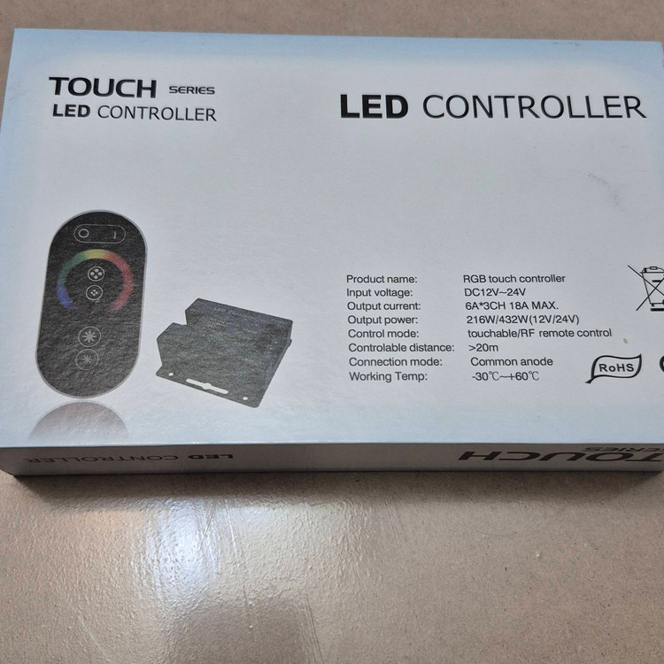 کنترلر RGB ریموت RF تاچ ۱۸ امپر